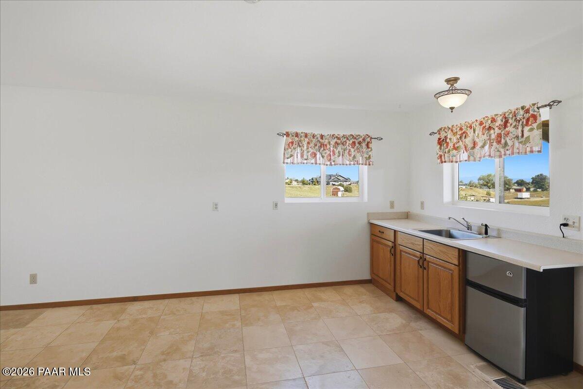 1245 N Windmill Way