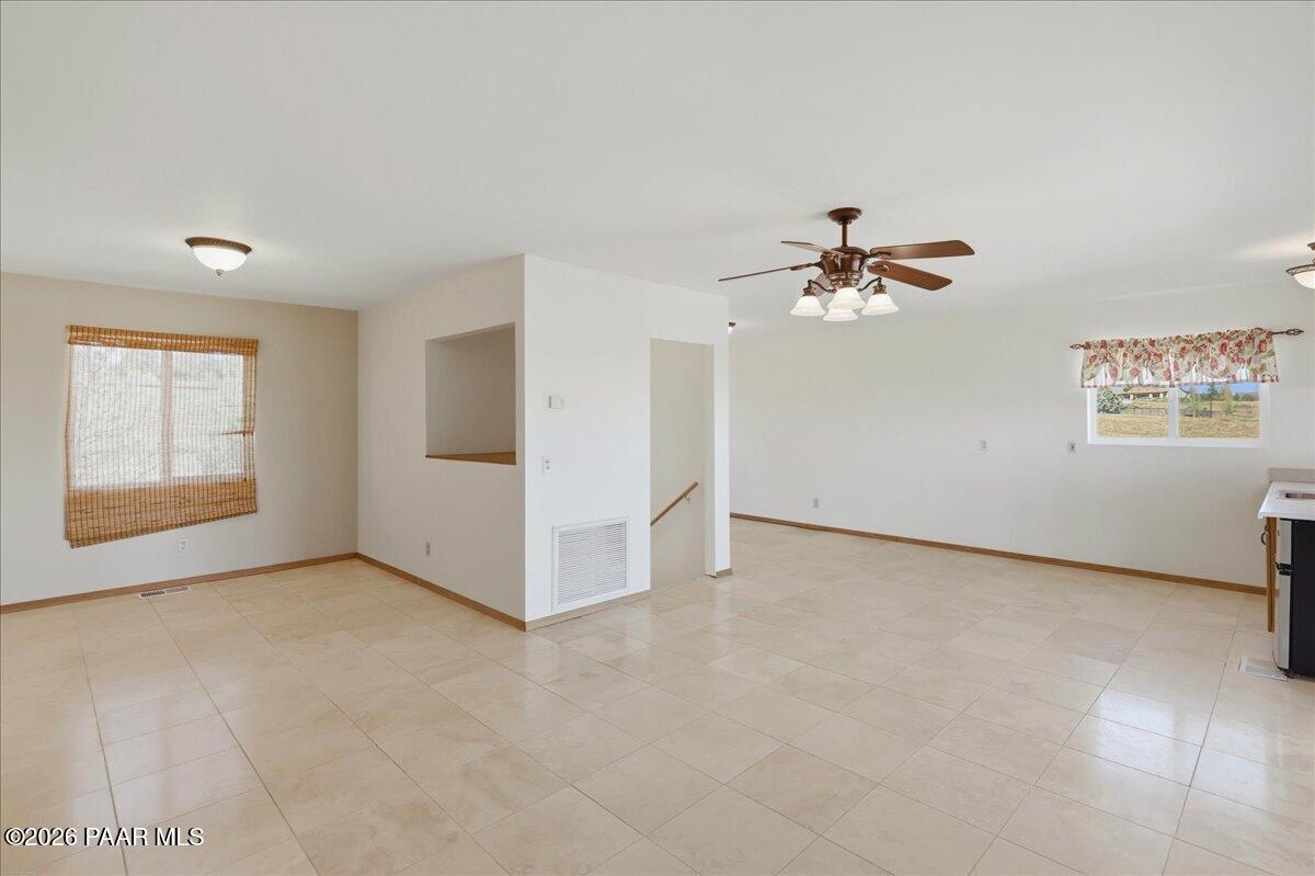 1245 N Windmill Way