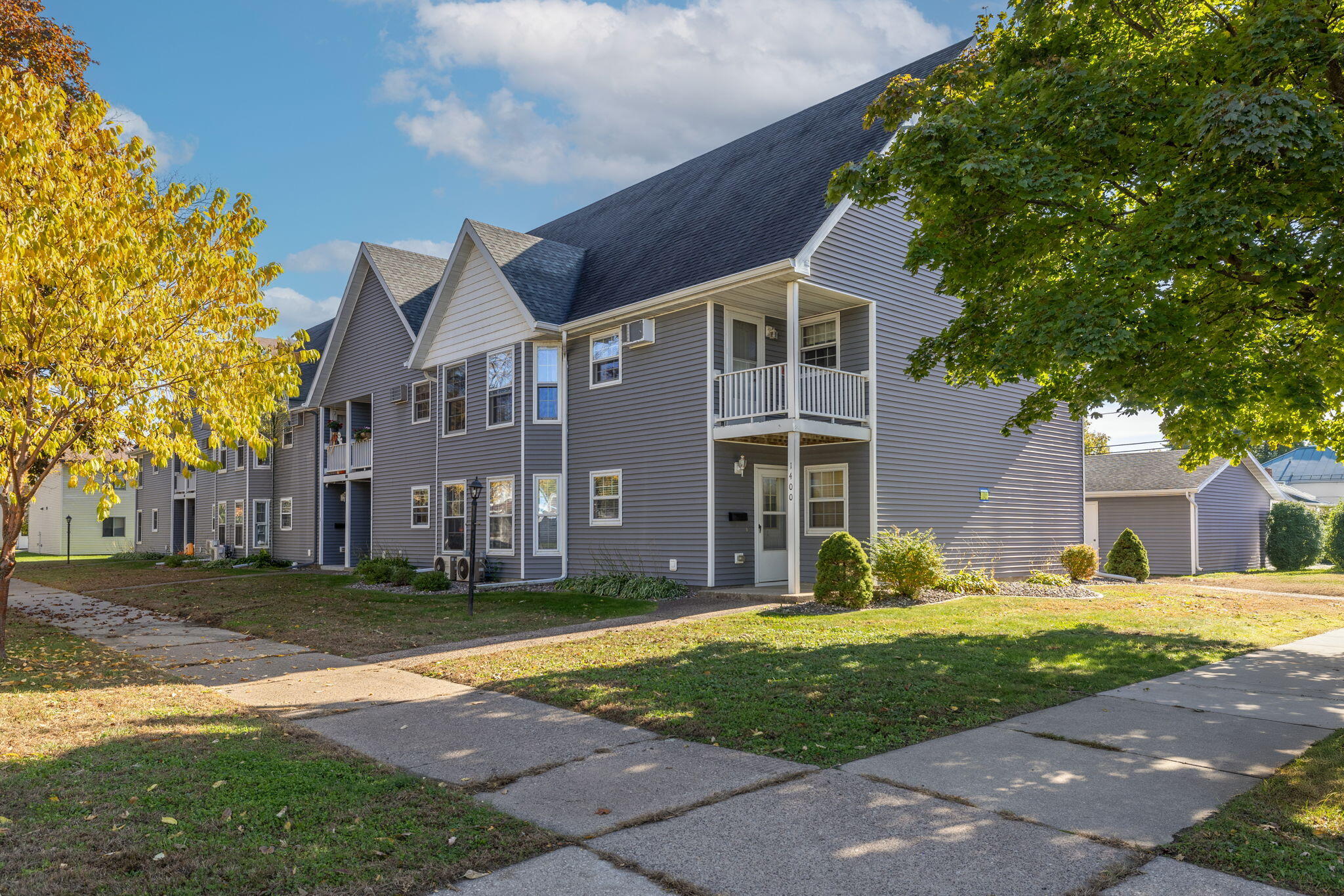1400 Redfield St Unit: 2