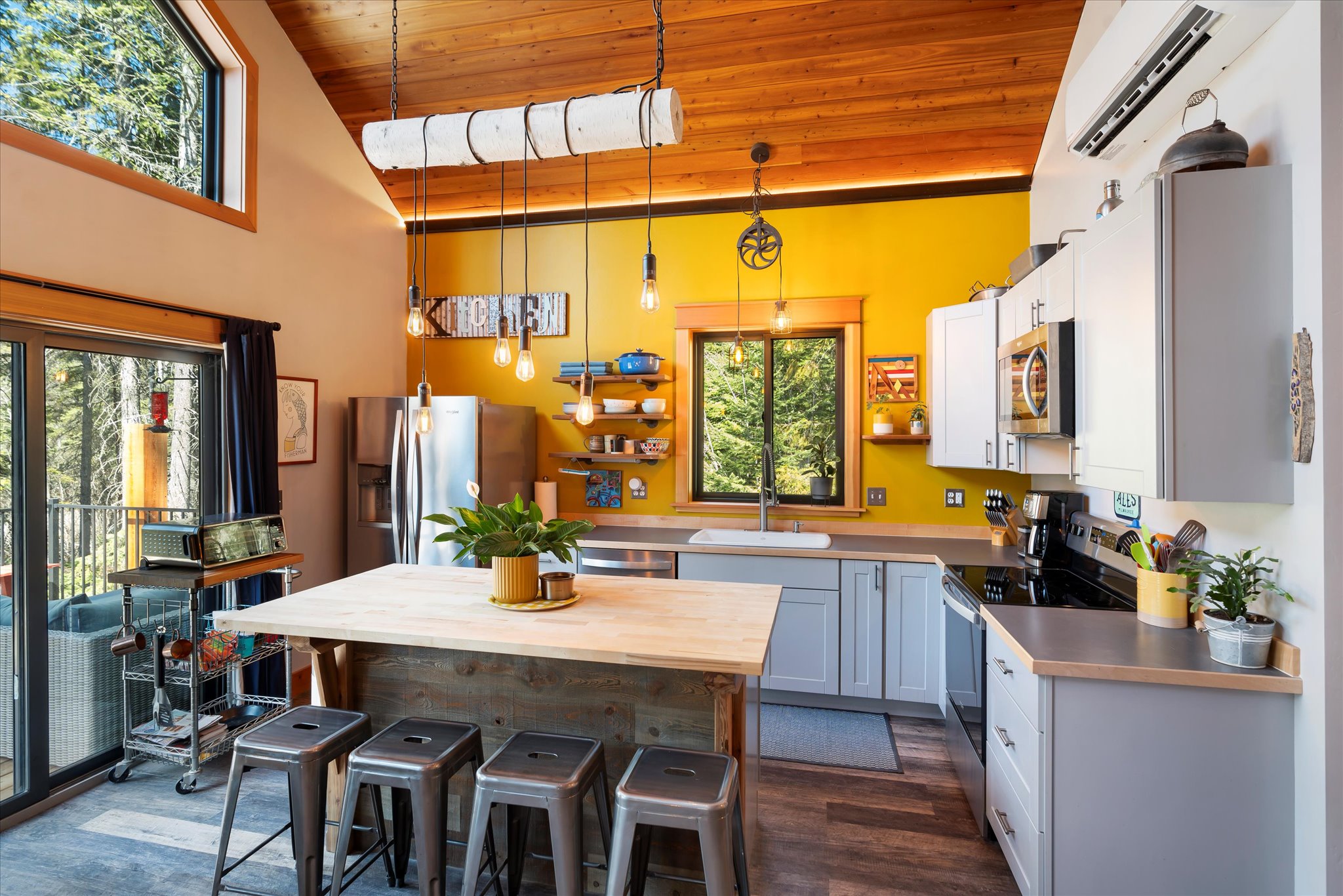 343 Trumbull Canyon Road