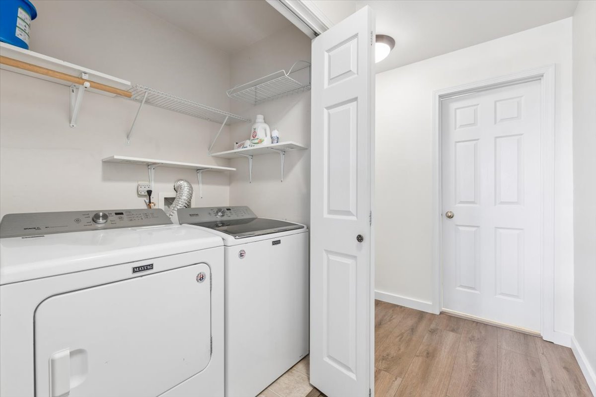 227 Fox Hollow Lane B14
