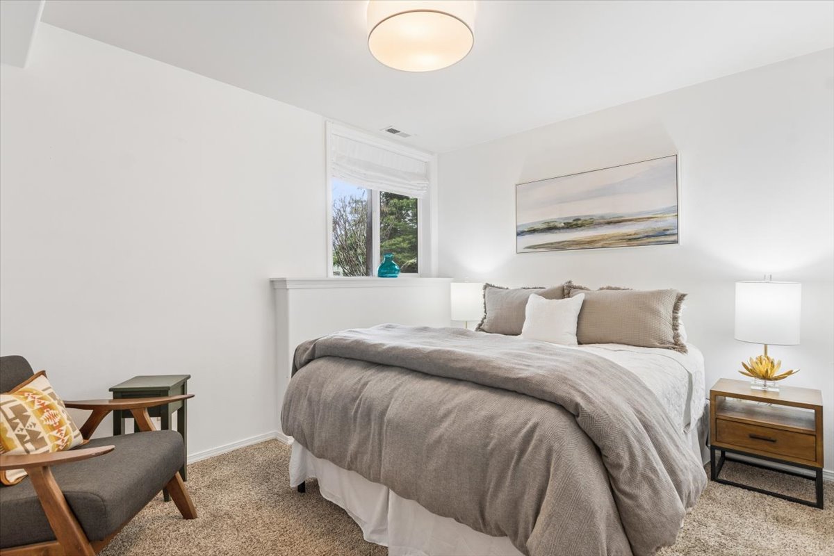 227 Fox Hollow Lane B14