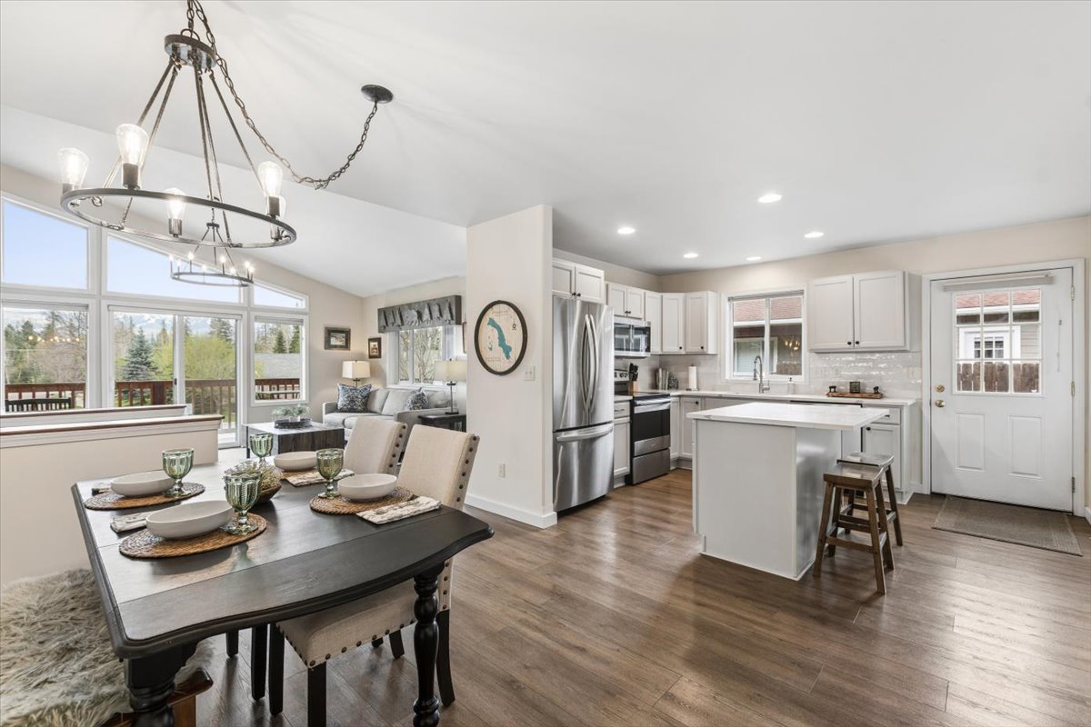 227 Fox Hollow Lane B14