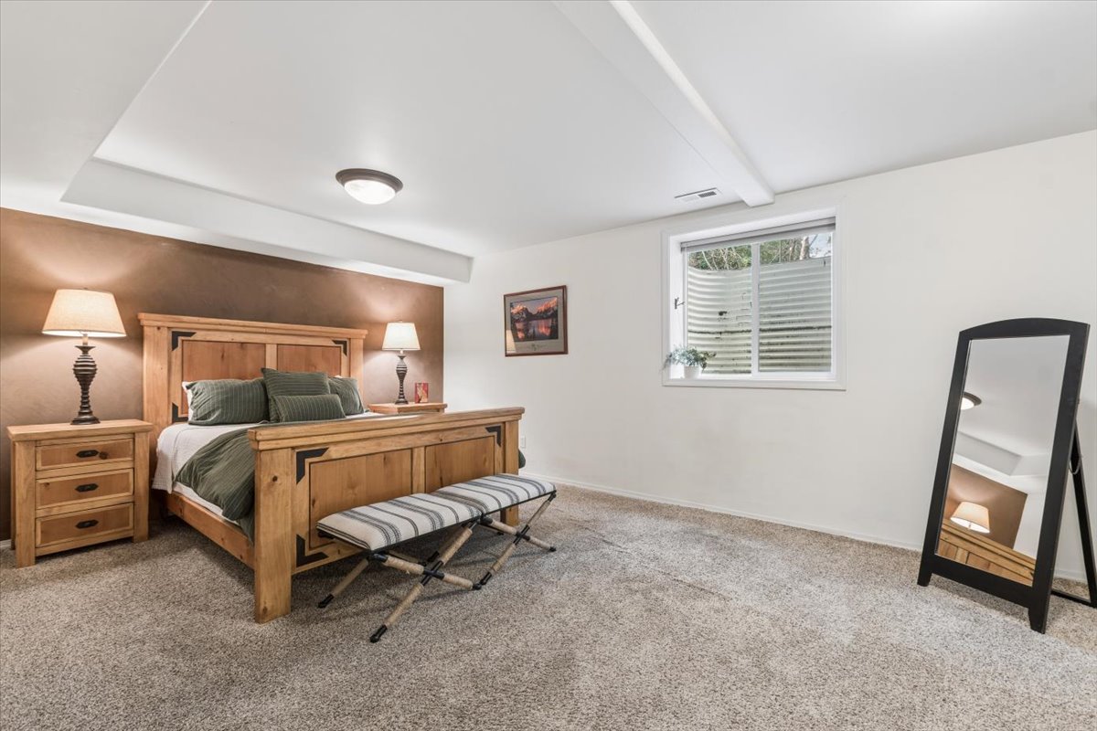 227 Fox Hollow Lane B14