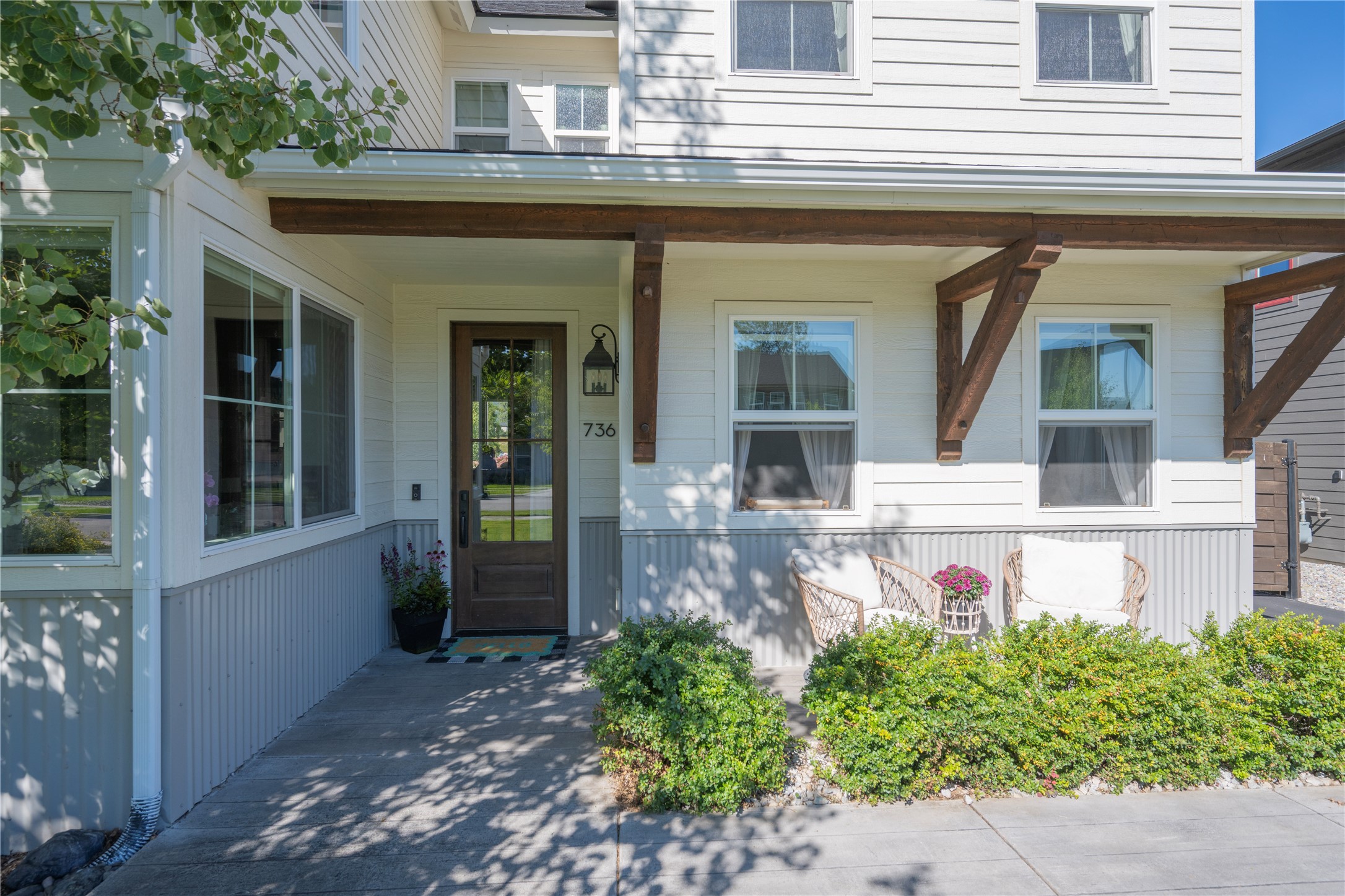 736 Cottonwood Court