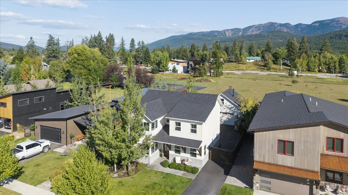 736 Cottonwood Court