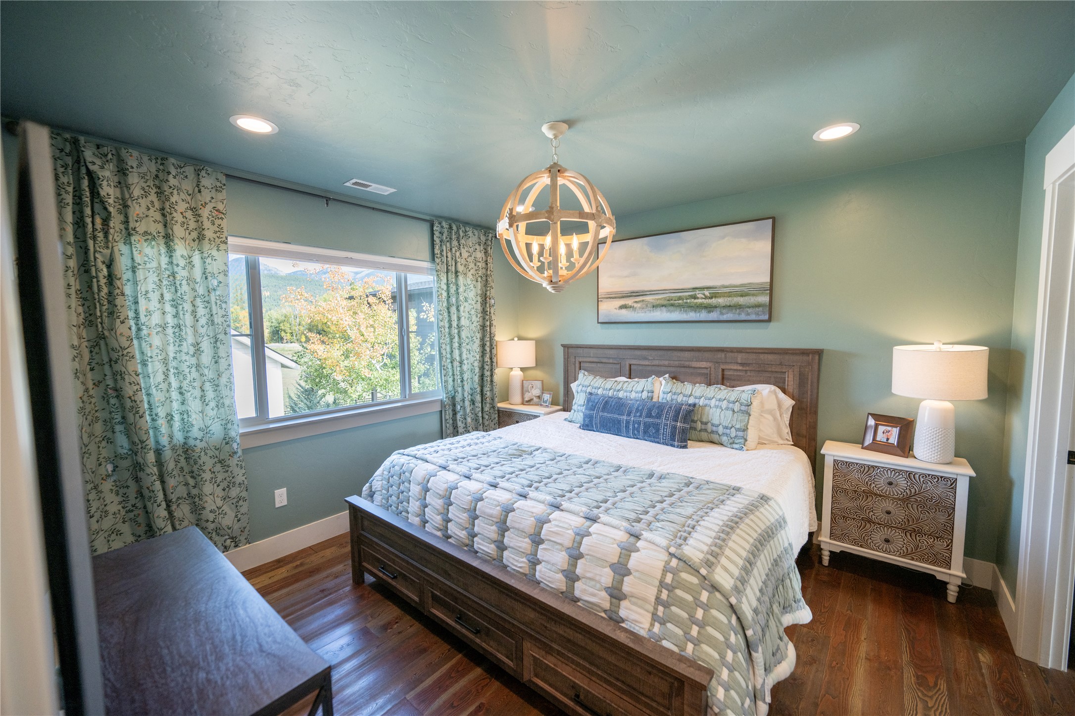 736 Cottonwood Court