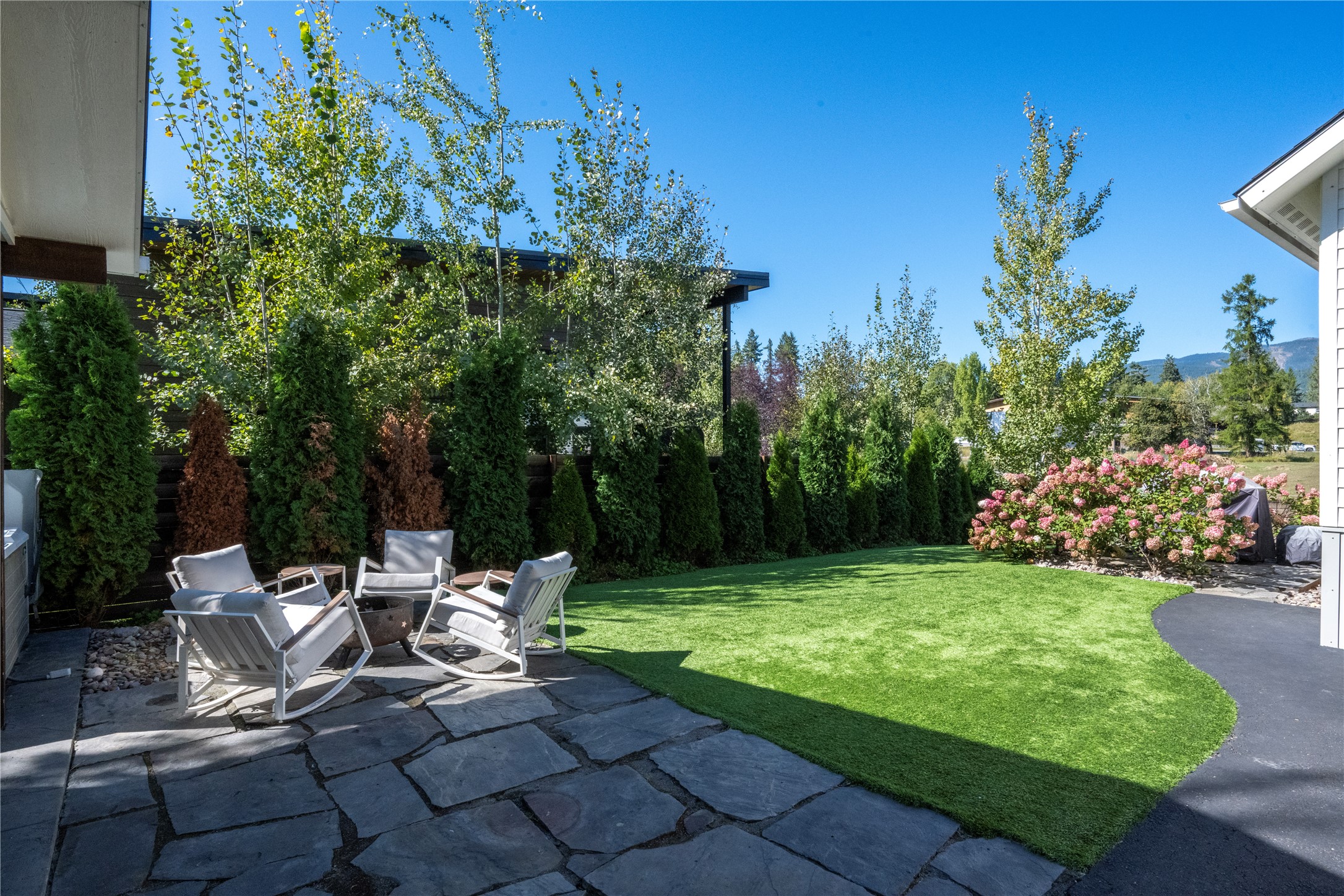 736 Cottonwood Court