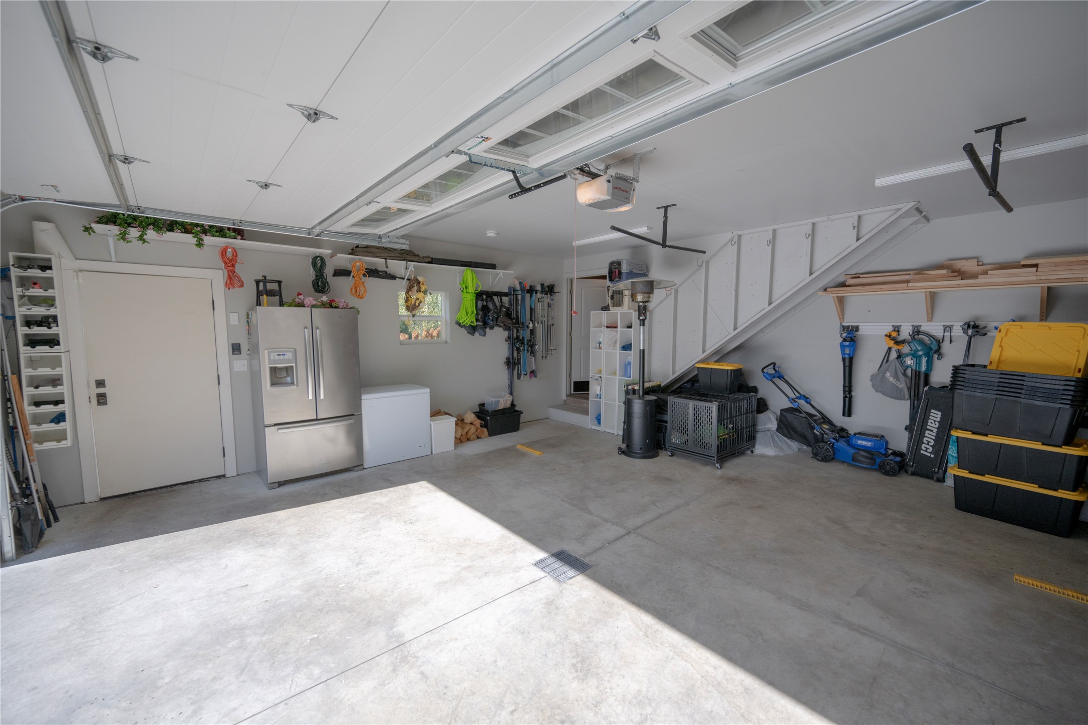 736 Cottonwood Court