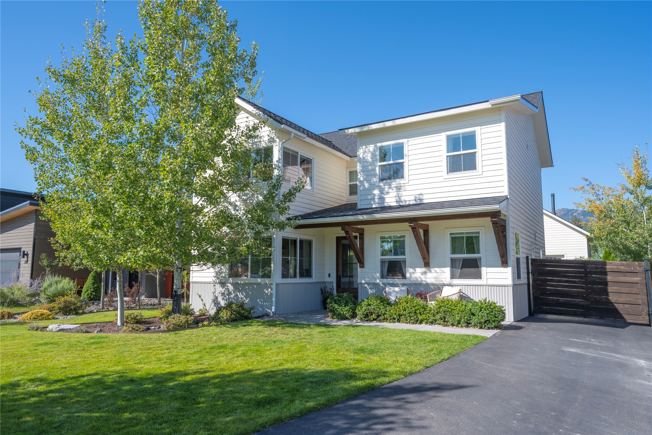 736 Cottonwood Court