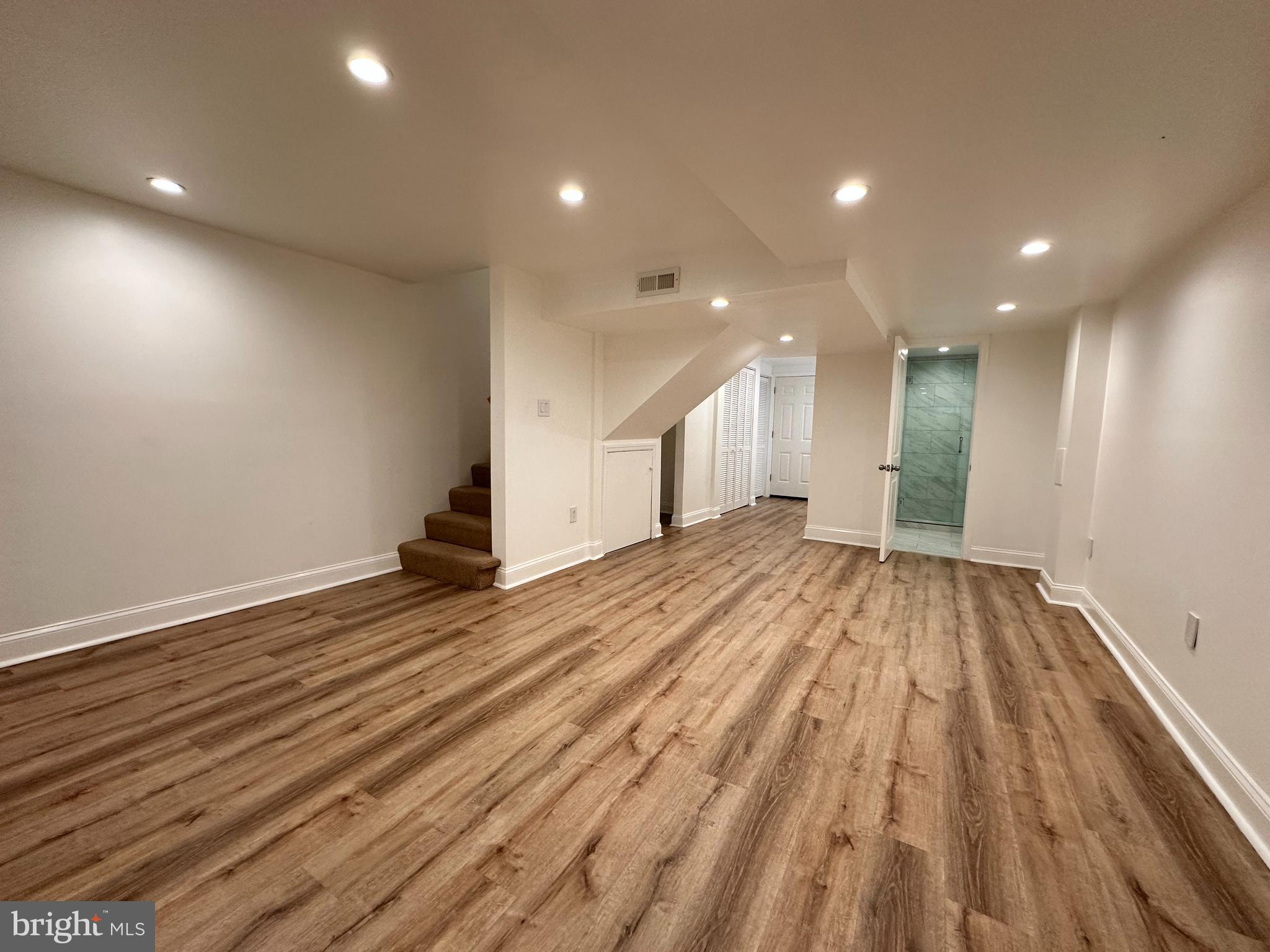 3357 Dubois Pl SE