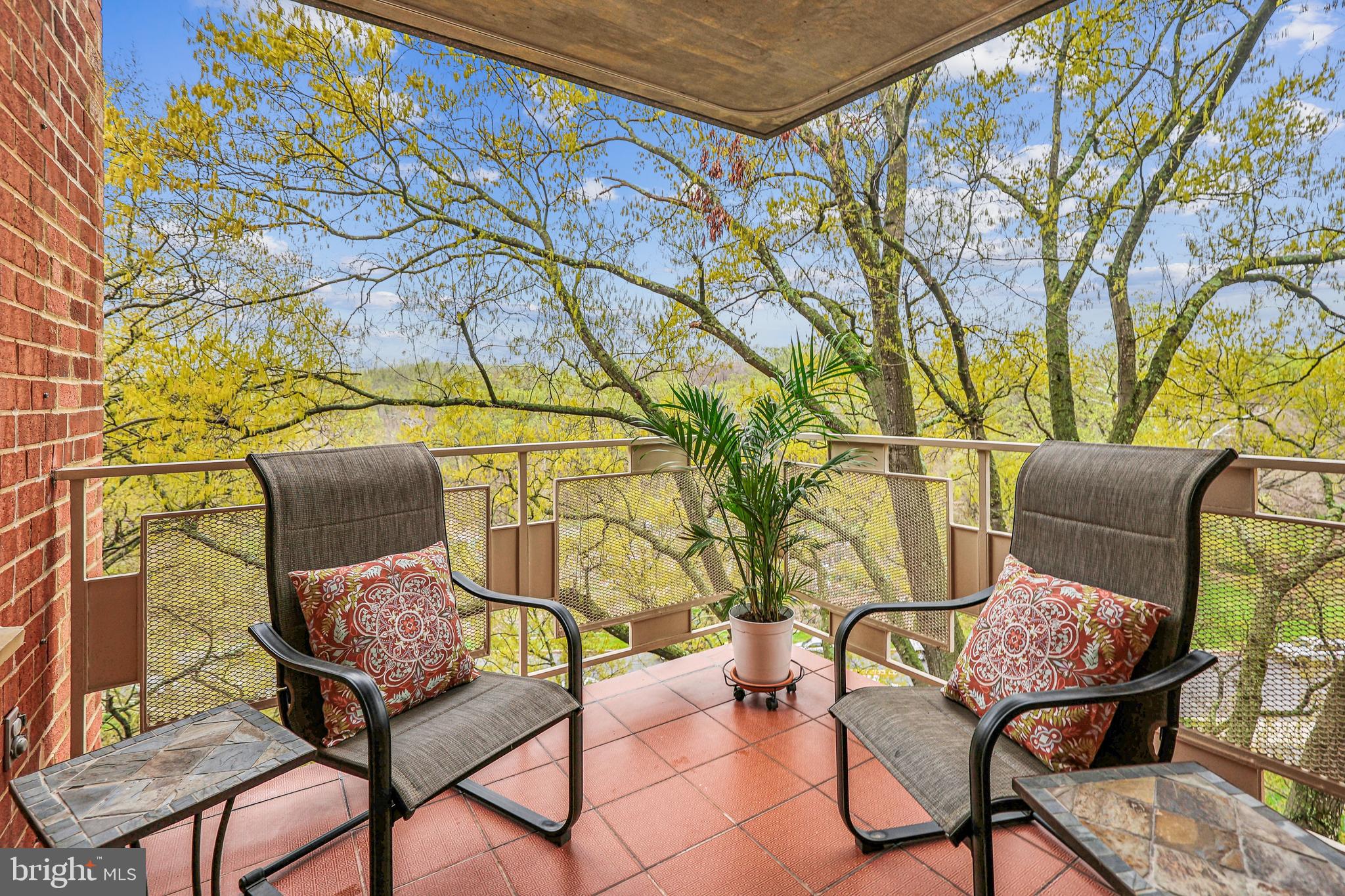 4000 Tunlaw Rd NW #925