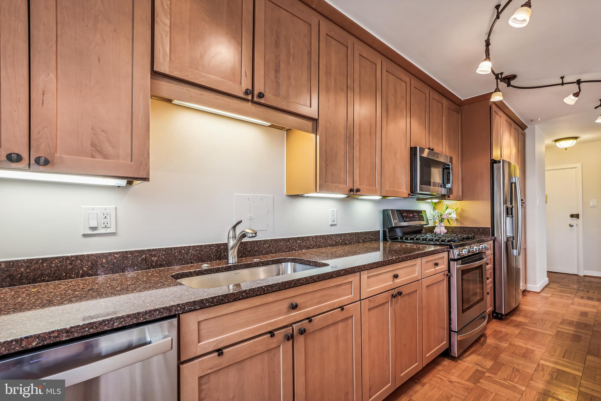 4000 Tunlaw Rd NW #925