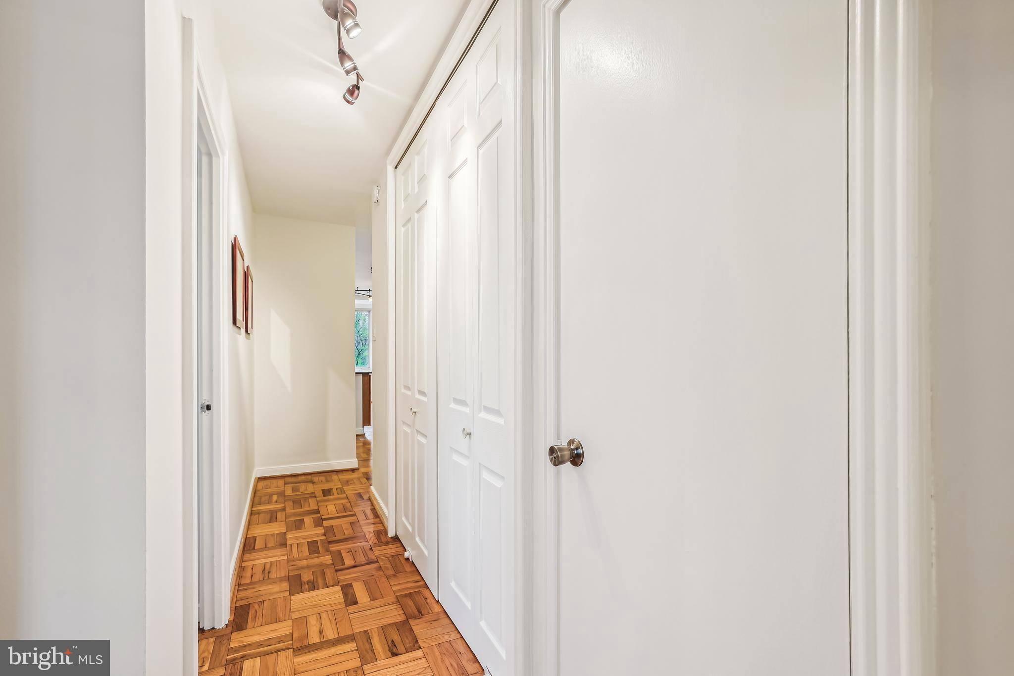 4000 Tunlaw Rd NW #925