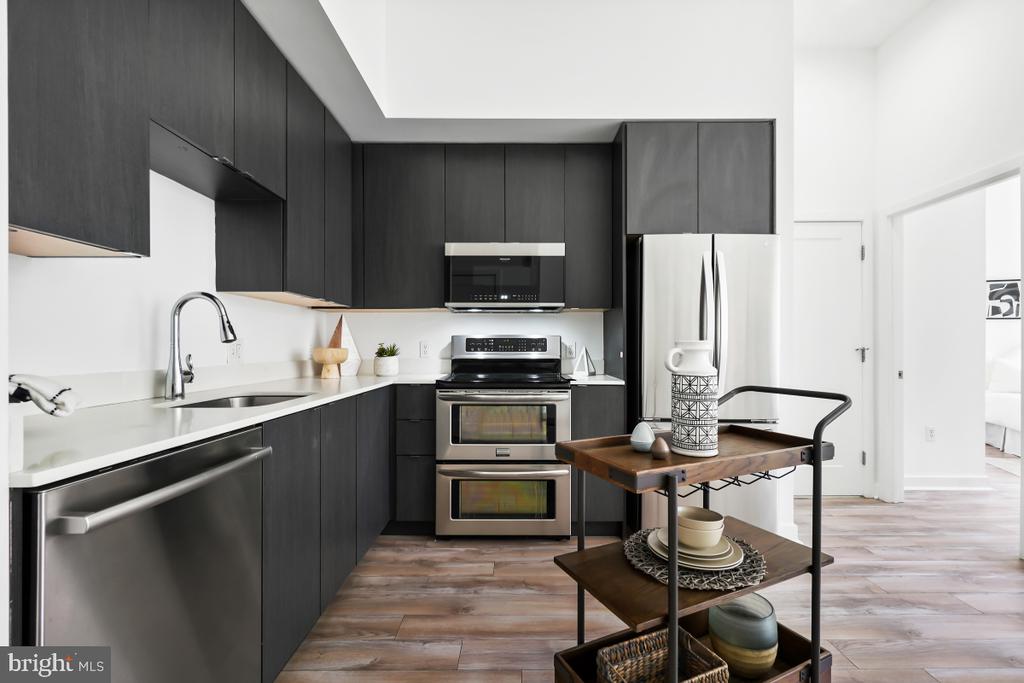 460 New York Ave NW #306