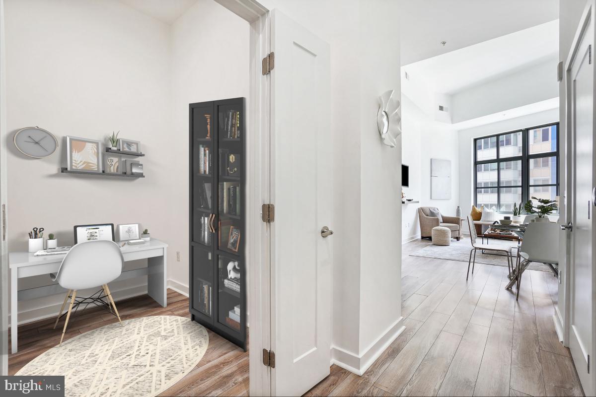 460 New York Ave NW #306