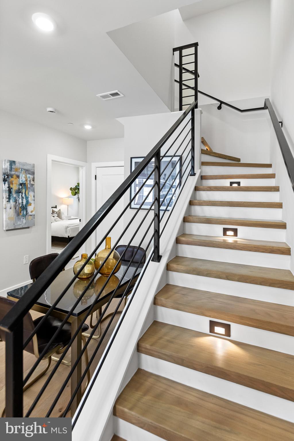 1208 M St NW #62