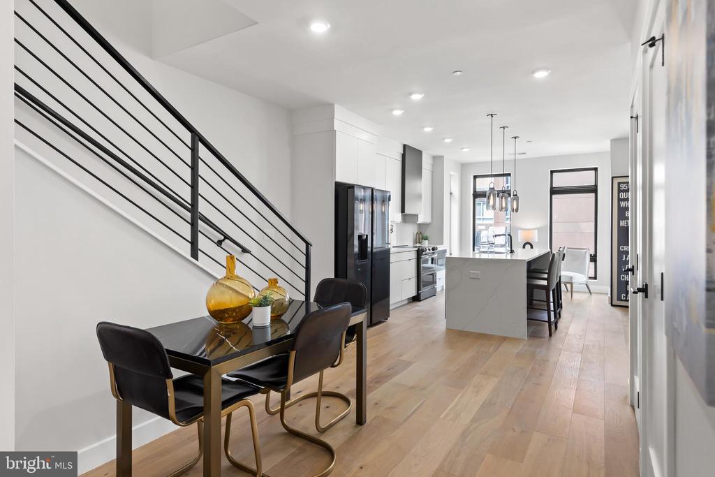 1208 M St NW #62