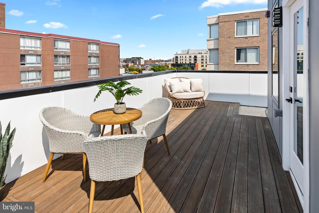 1208 M St NW #62