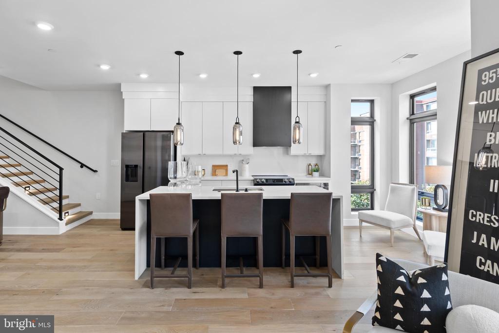 1208 M St NW #62