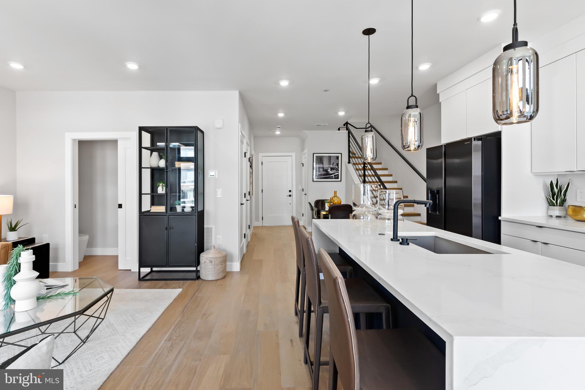 1208 M St NW #62