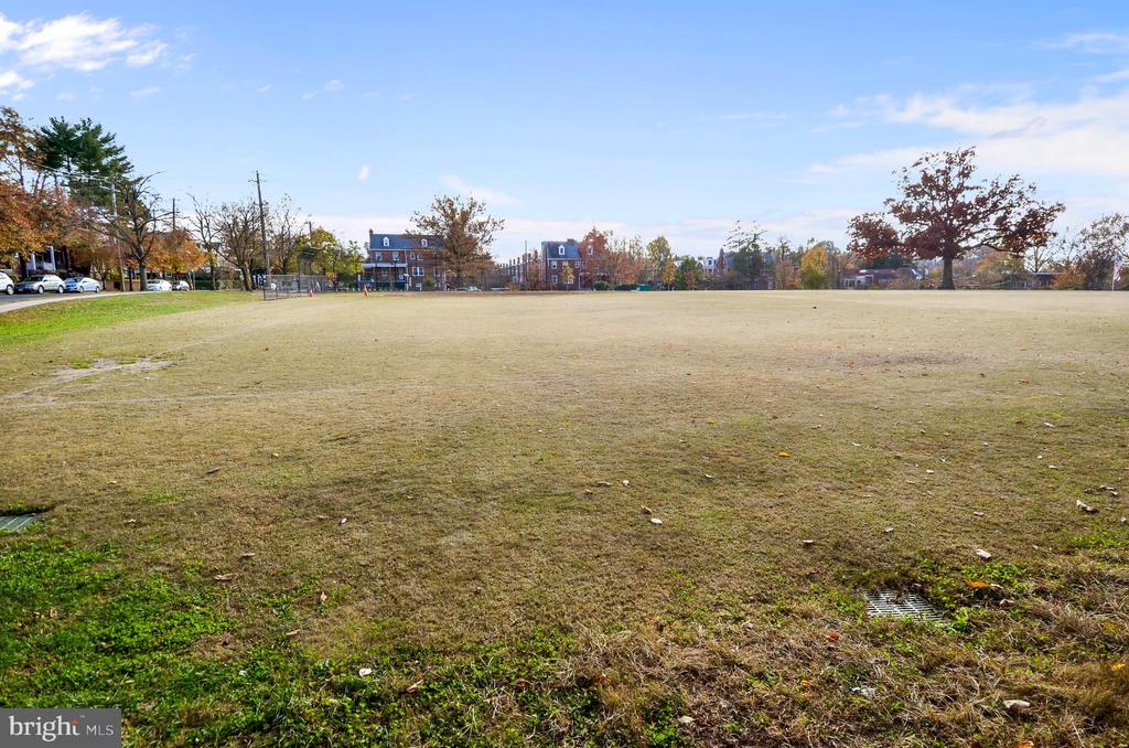 3900 Tunlaw Rd NW #619