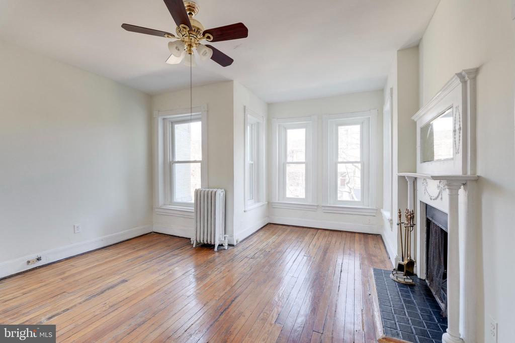 1230 Euclid St NW