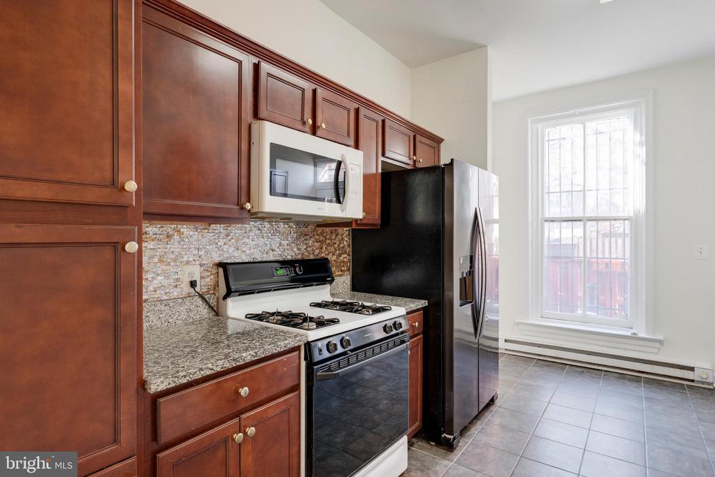 1230 Euclid St NW