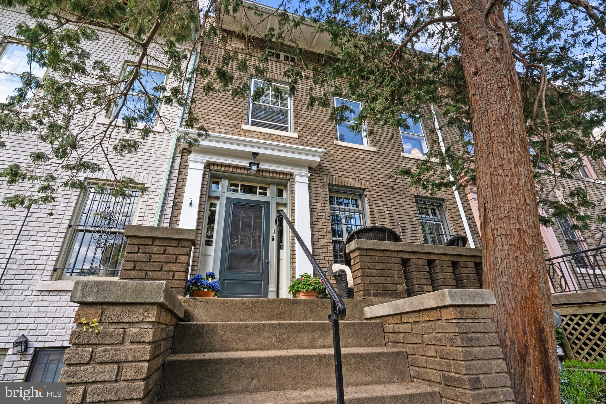 1645 HARVARD ST NW