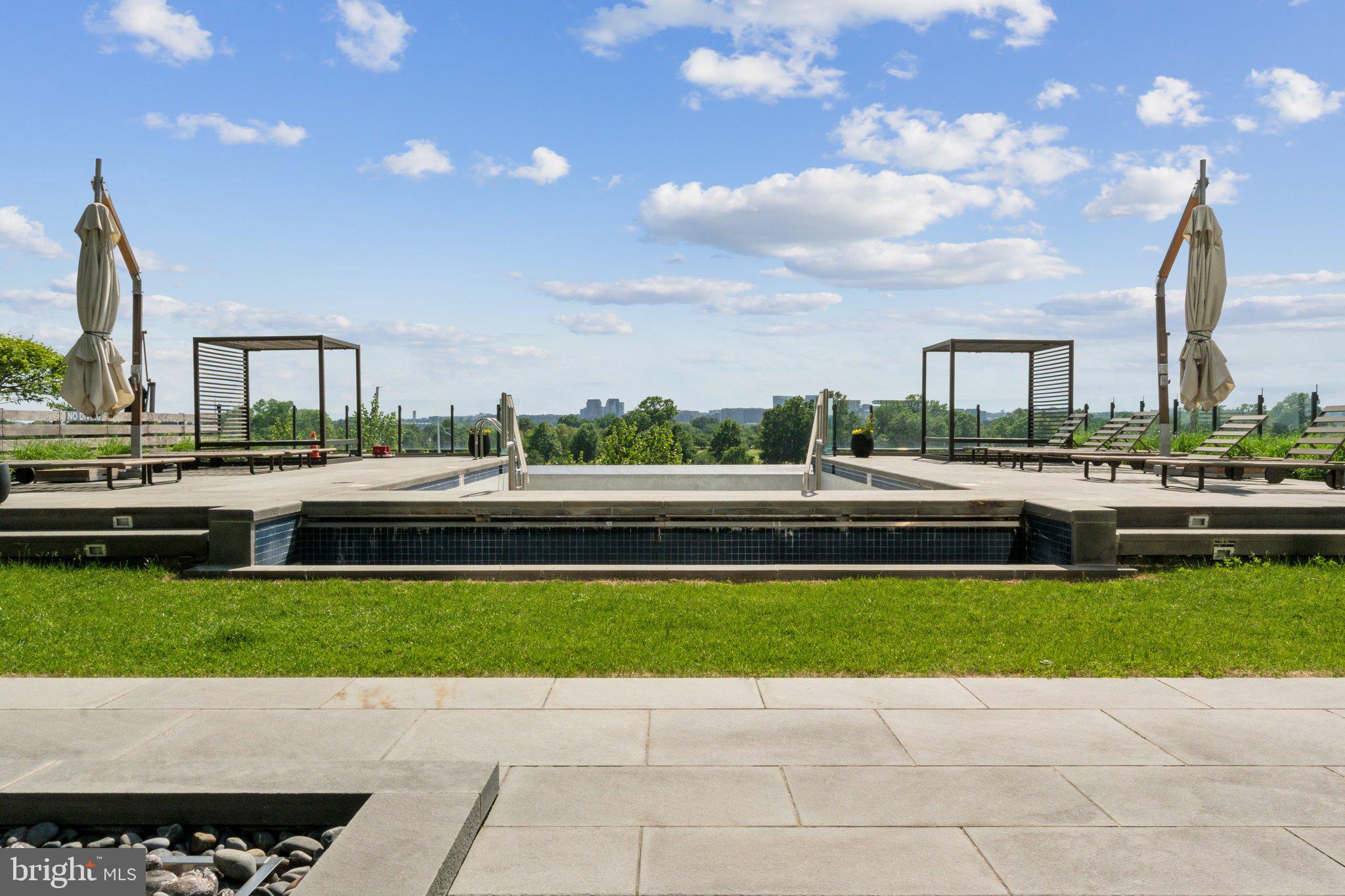 45 SUTTON SQUARE SW 602