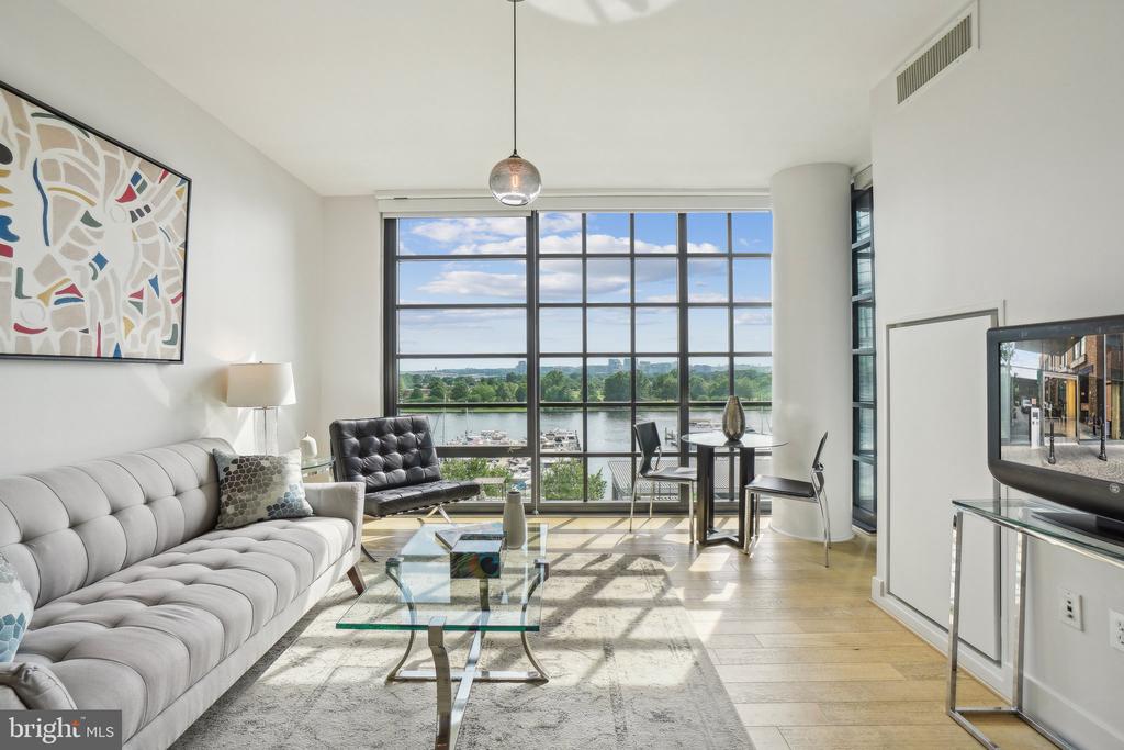 45 SUTTON SQUARE SW 602