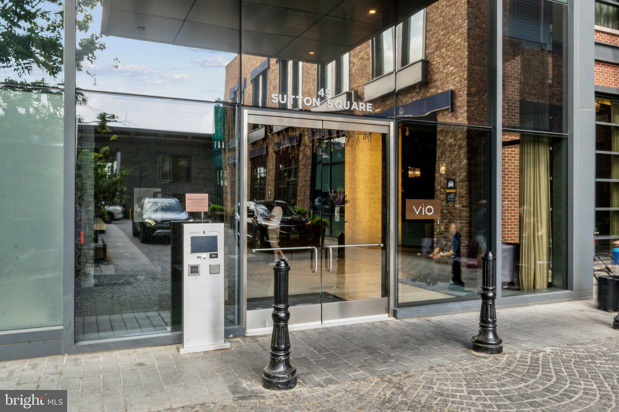 45 SUTTON SQUARE SW 602