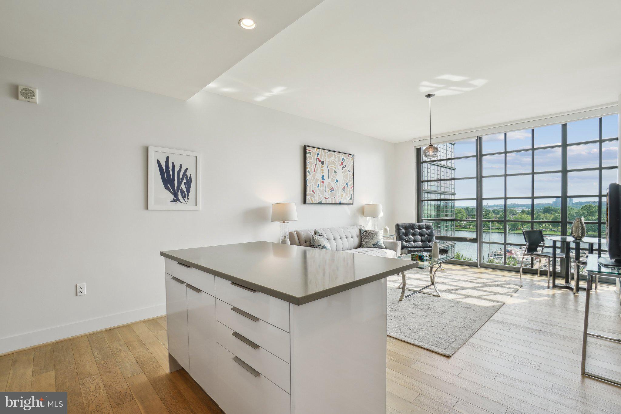 45 SUTTON SQUARE SW 602