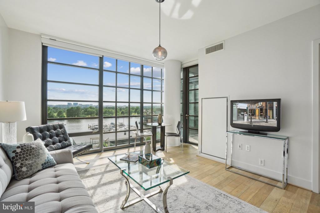 45 SUTTON SQUARE SW 602
