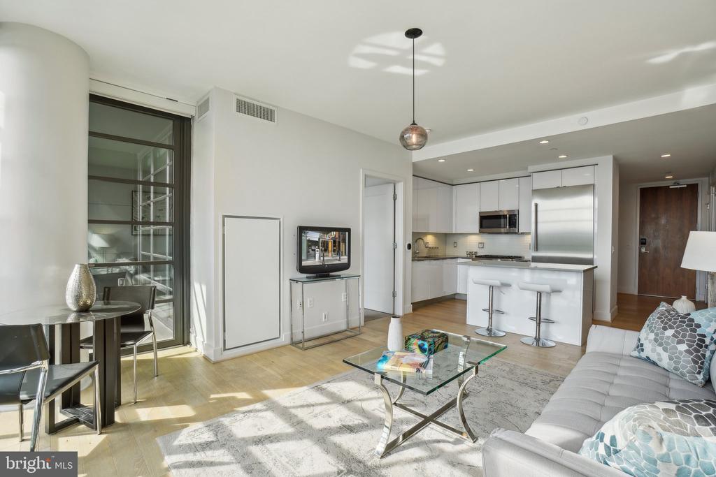 45 SUTTON SQUARE SW 602
