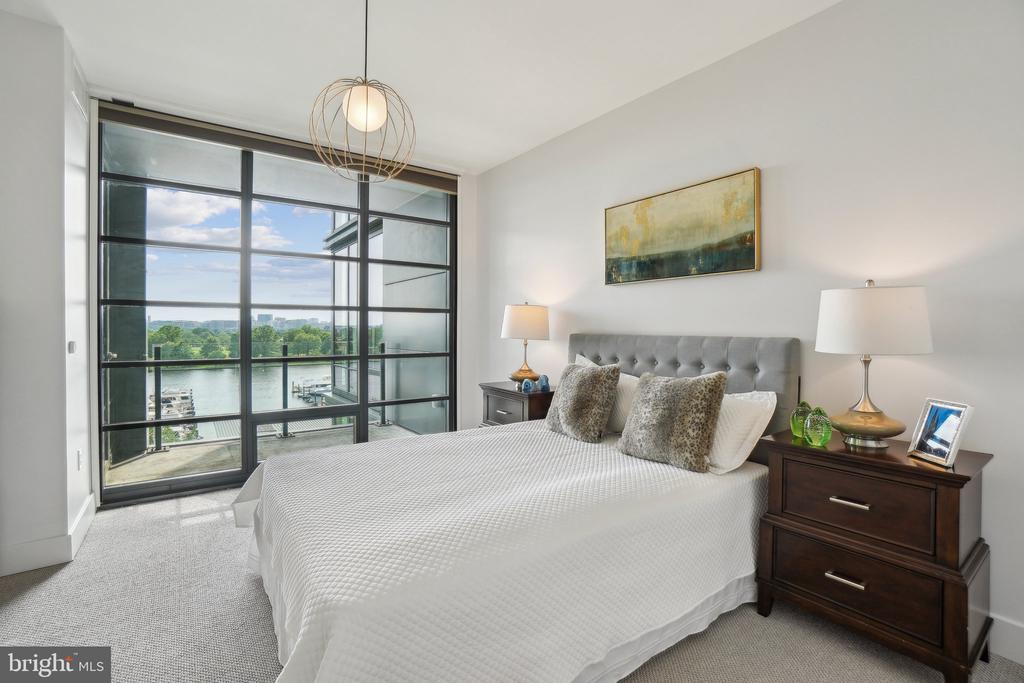 45 SUTTON SQUARE SW 602
