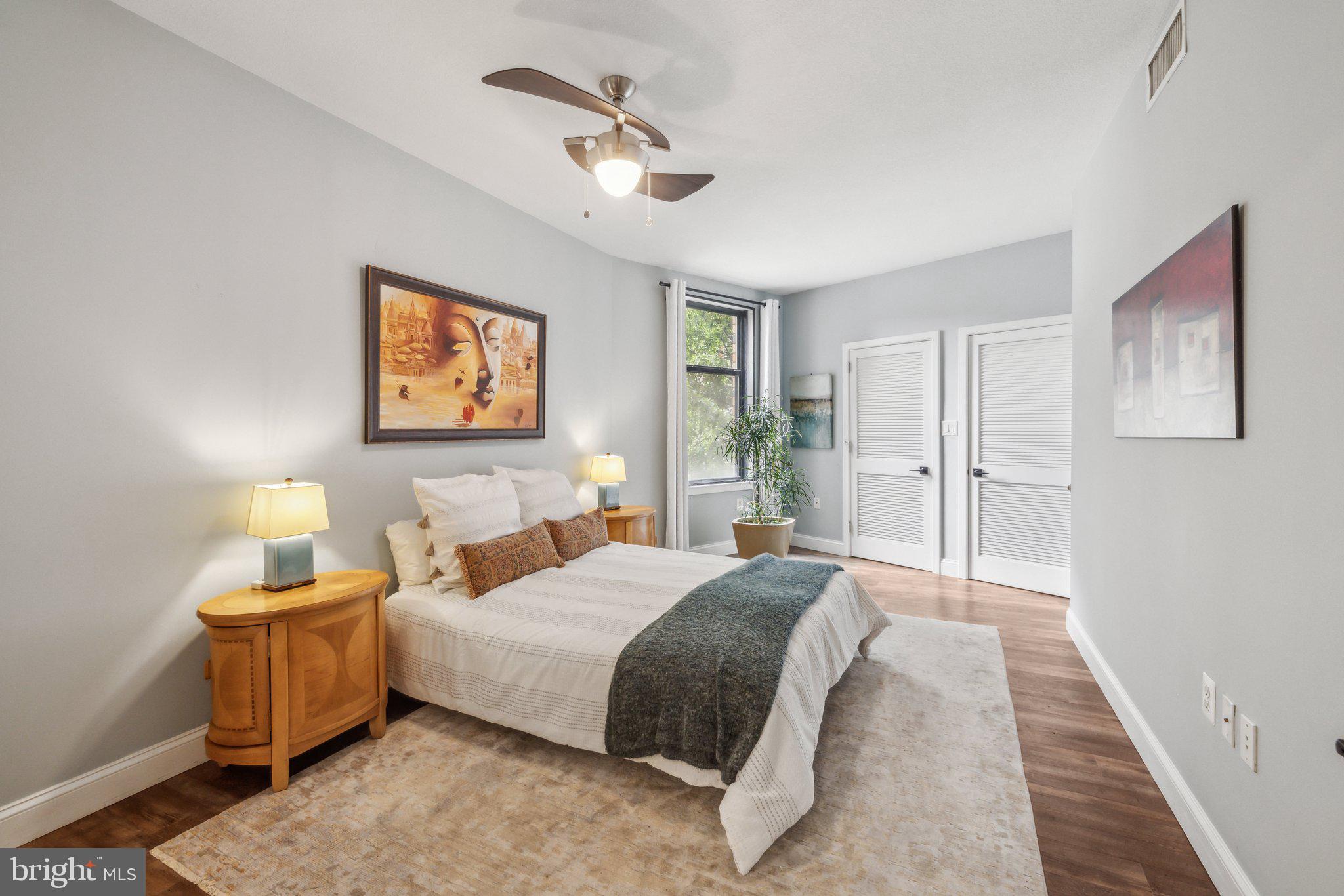 400 Massachusetts Ave NW #207