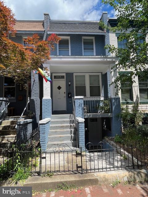 906 I STREET SE 2