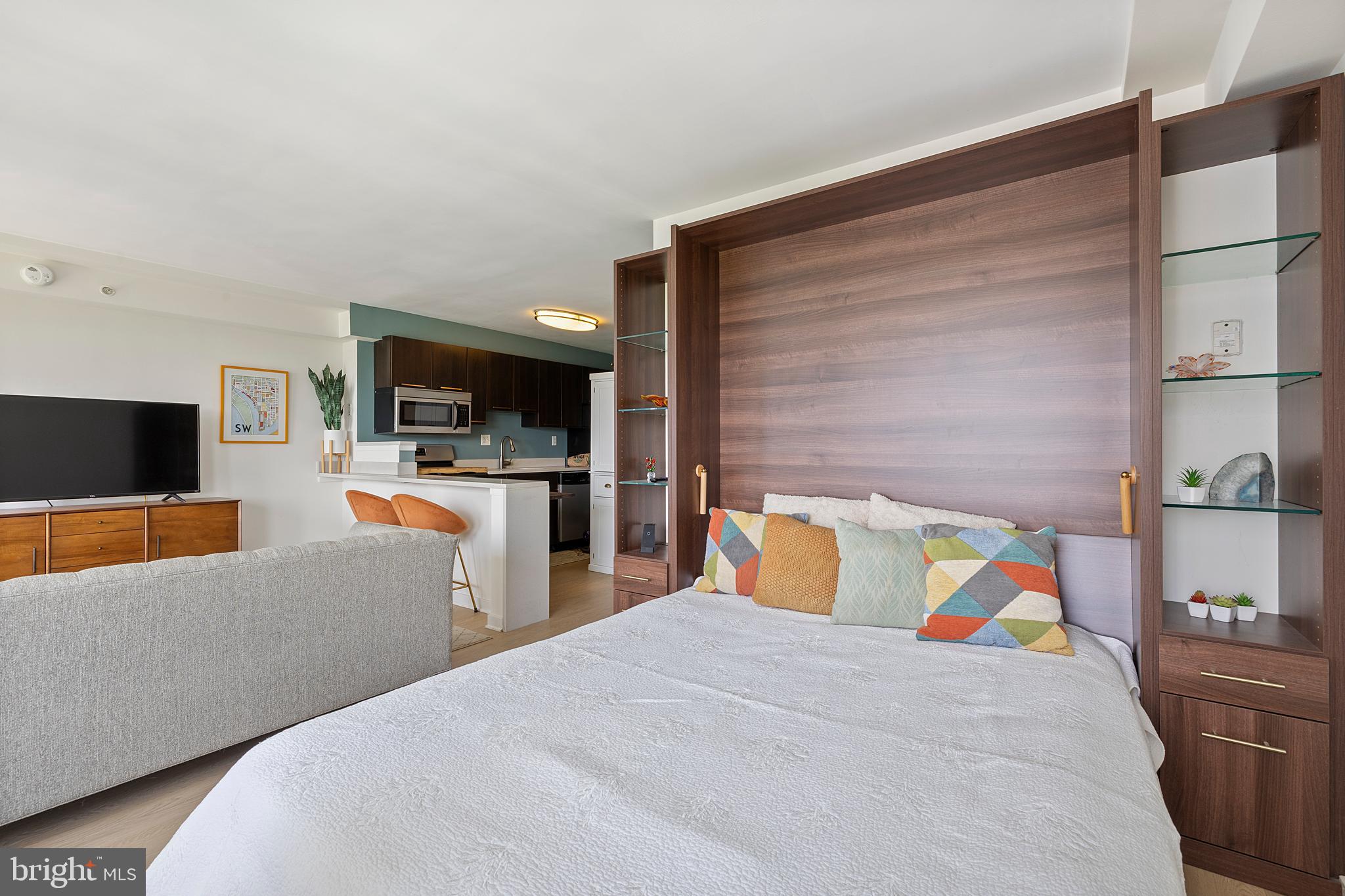 1101 3RD STREET SW 705