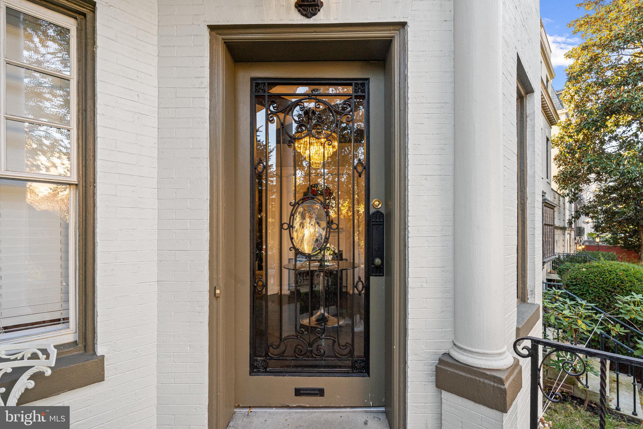 2212 MASSACHUSETTS AVE NW