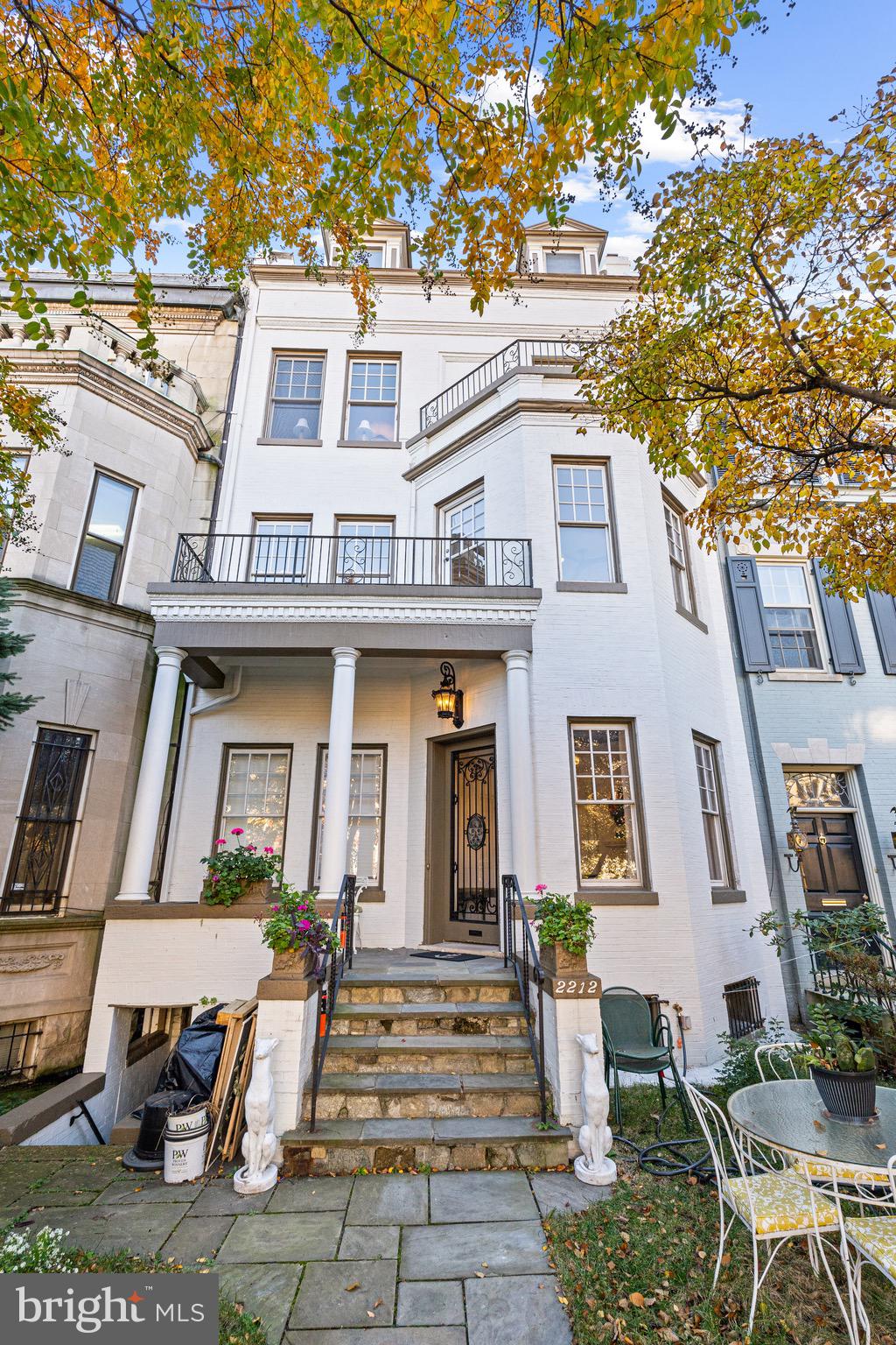 2212 MASSACHUSETTS AVE NW