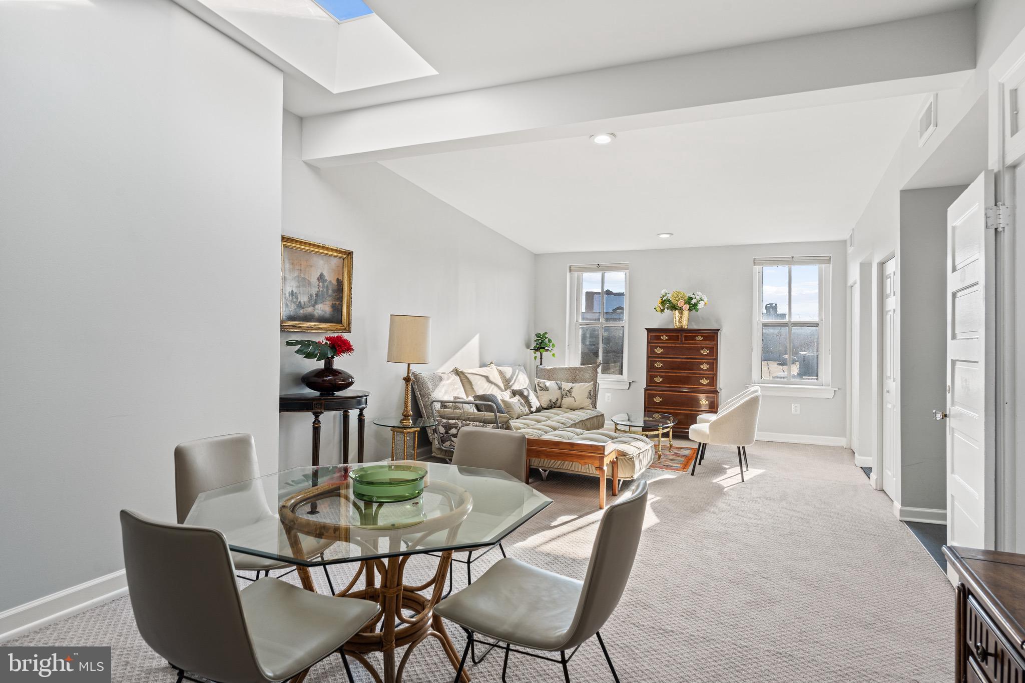 2212 MASSACHUSETTS AVE NW