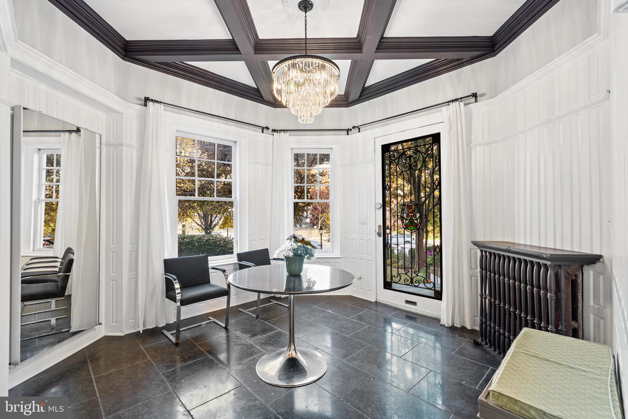 2212 MASSACHUSETTS AVE NW