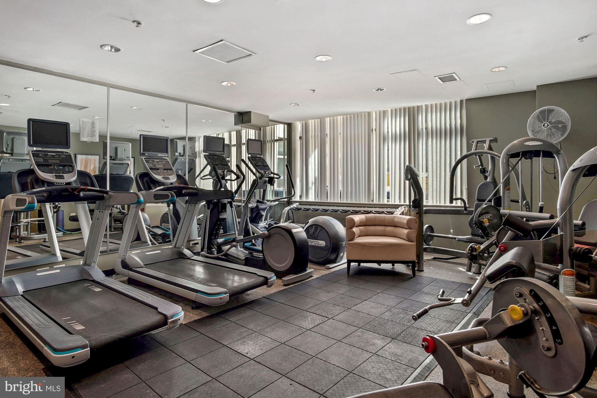 811 4TH STREET NW 720