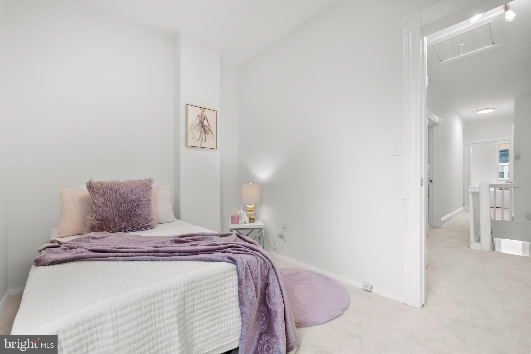 1126 MONTELLO AVENUE NE