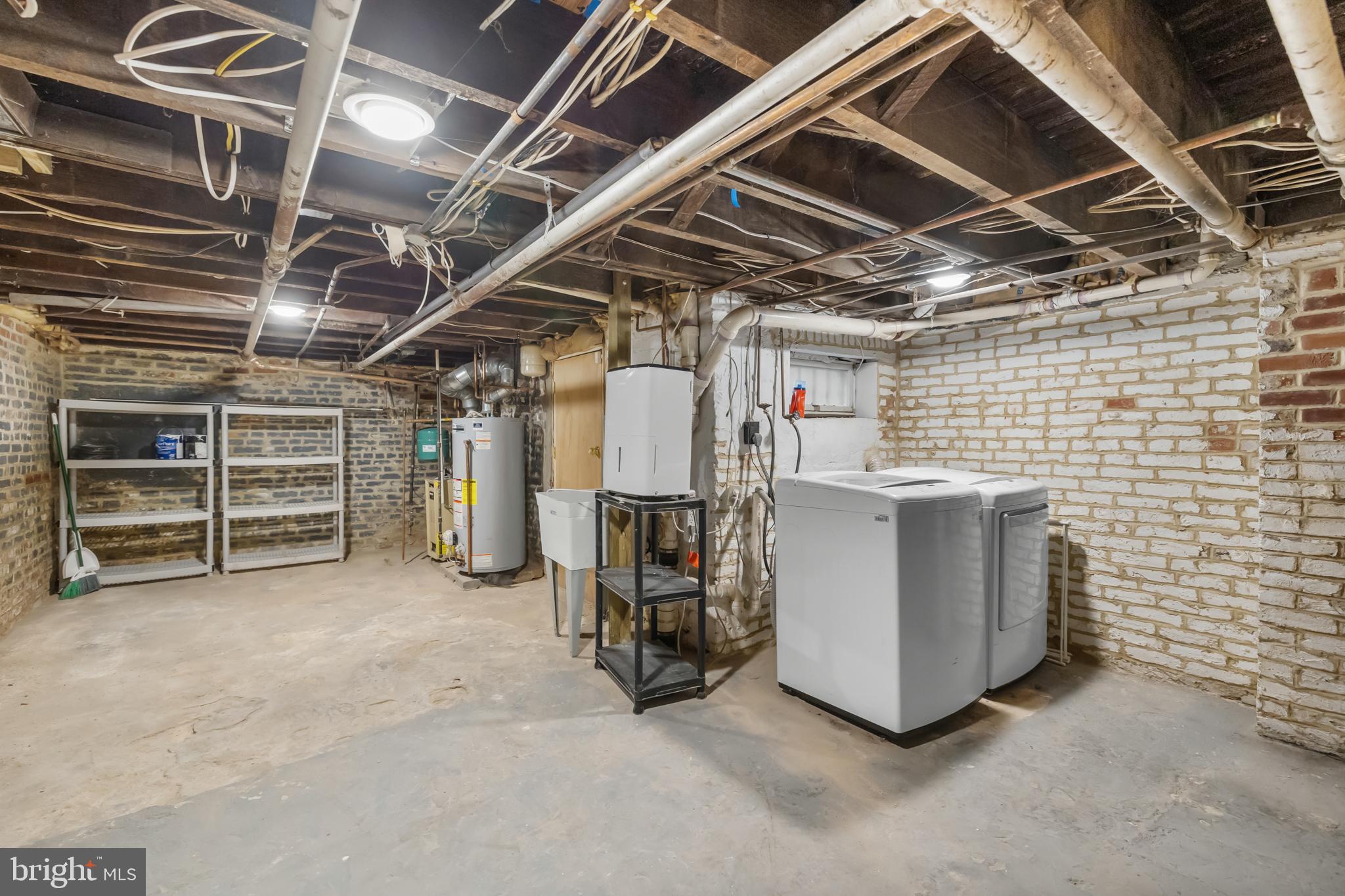 1126 MONTELLO AVENUE NE