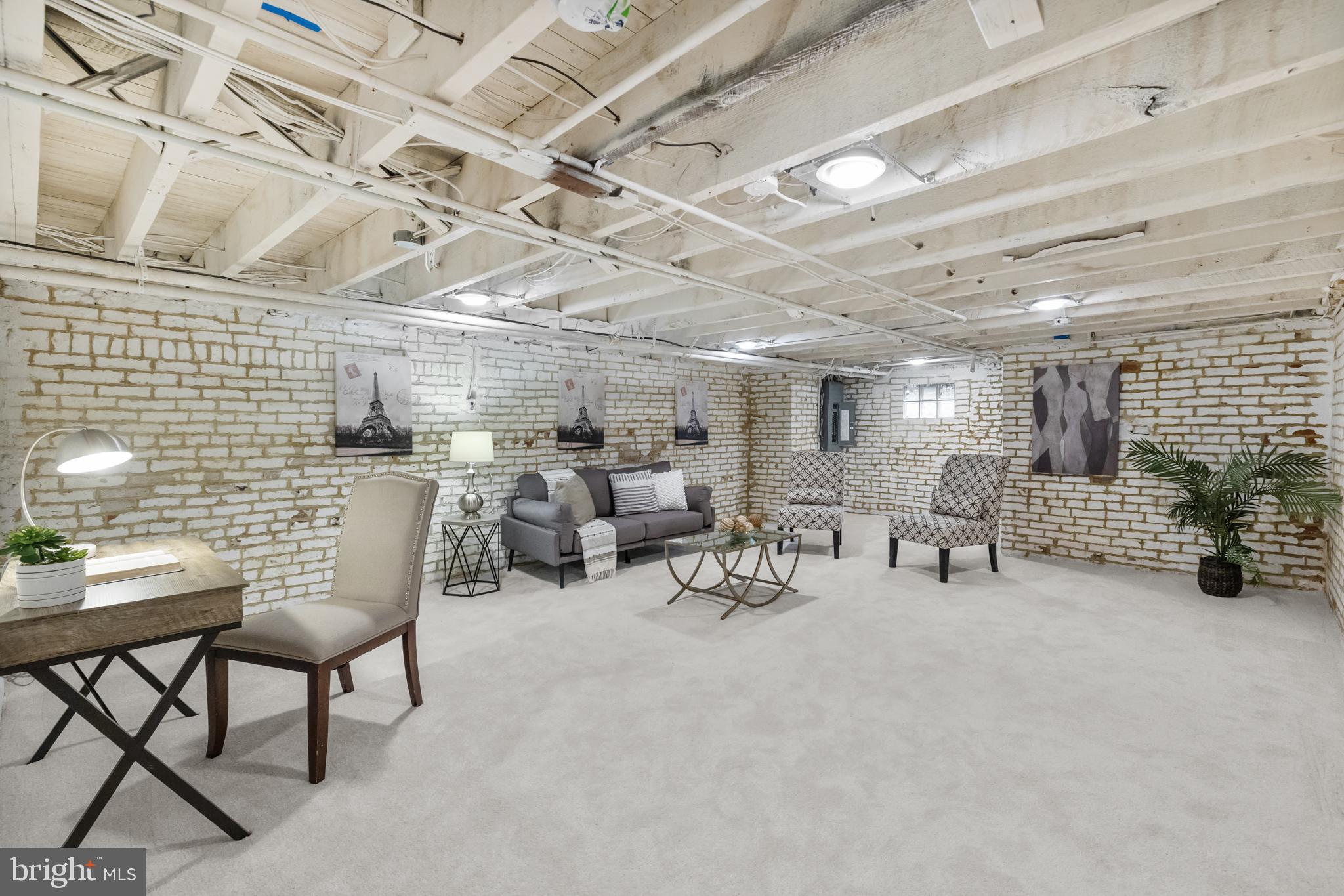 1126 MONTELLO AVENUE NE