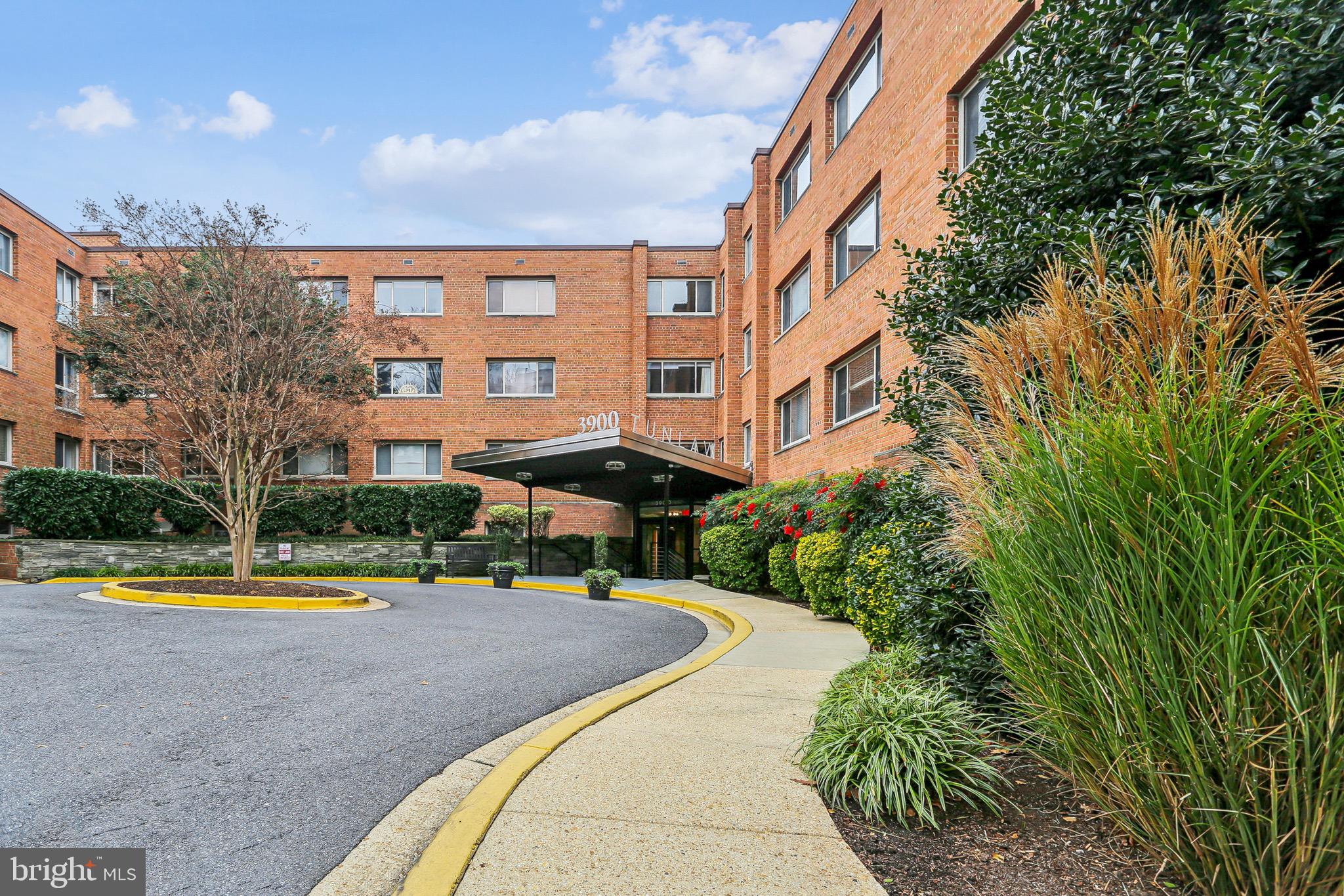 3900 TUNLAW ROAD NW