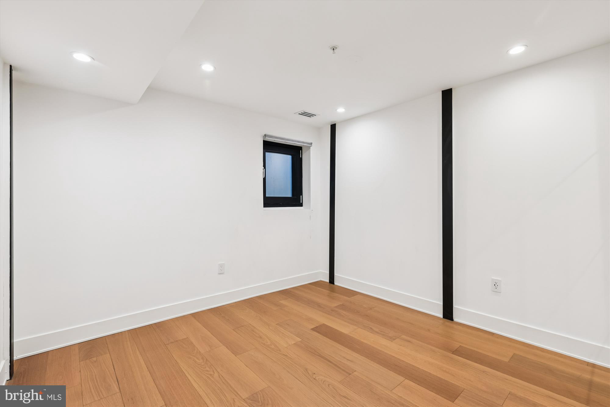 746 MORTON STREET NW 1