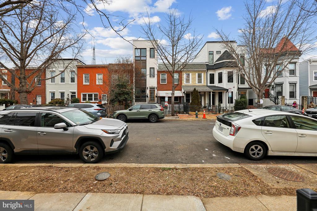 746 MORTON STREET NW 1